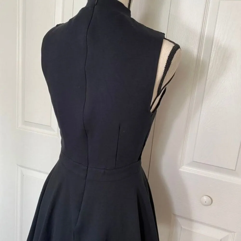 Sleeveless Ponte Knit Cocktail Party Dress by Avec Les Filles - Image 2