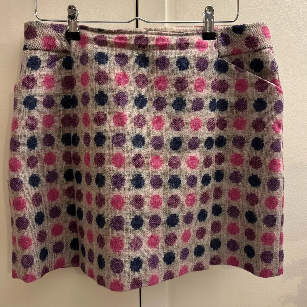 Boden British Tweed US 10 Mini Skirt with Polka Dots Pink - Image 2