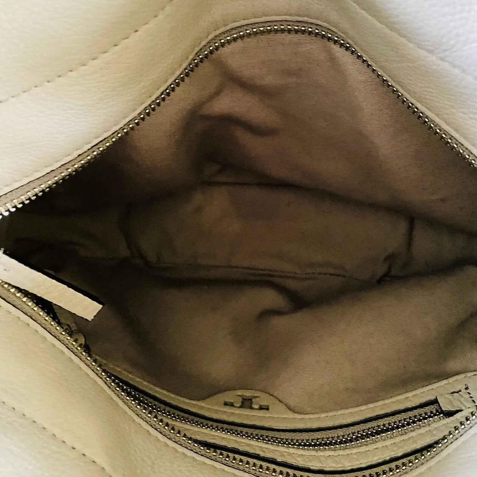 TORY BURCH Solid Tan Soft Leather Shoulder Bag - Image 10