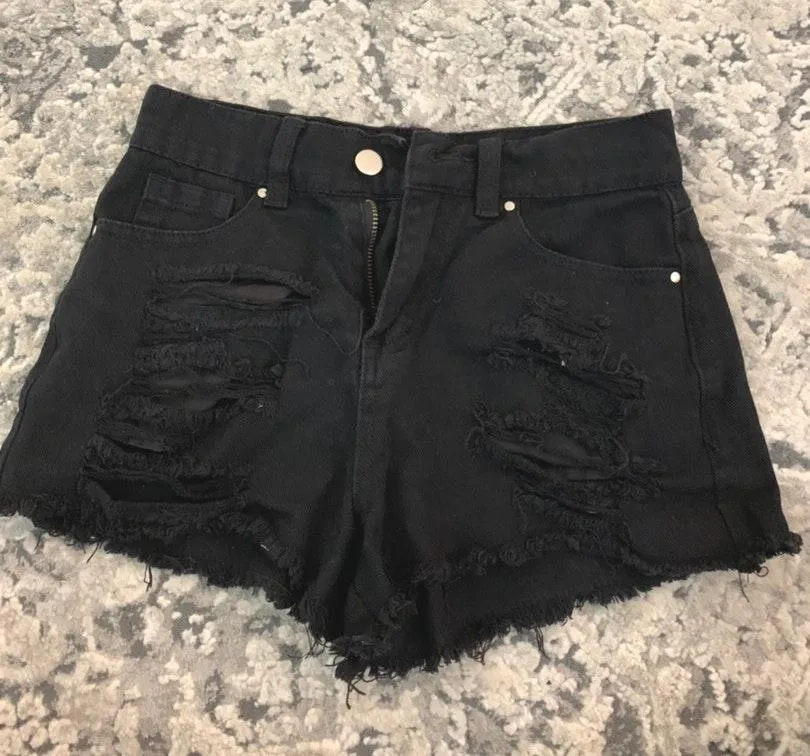 Pretty Little Thing Black Shorts - Image 2