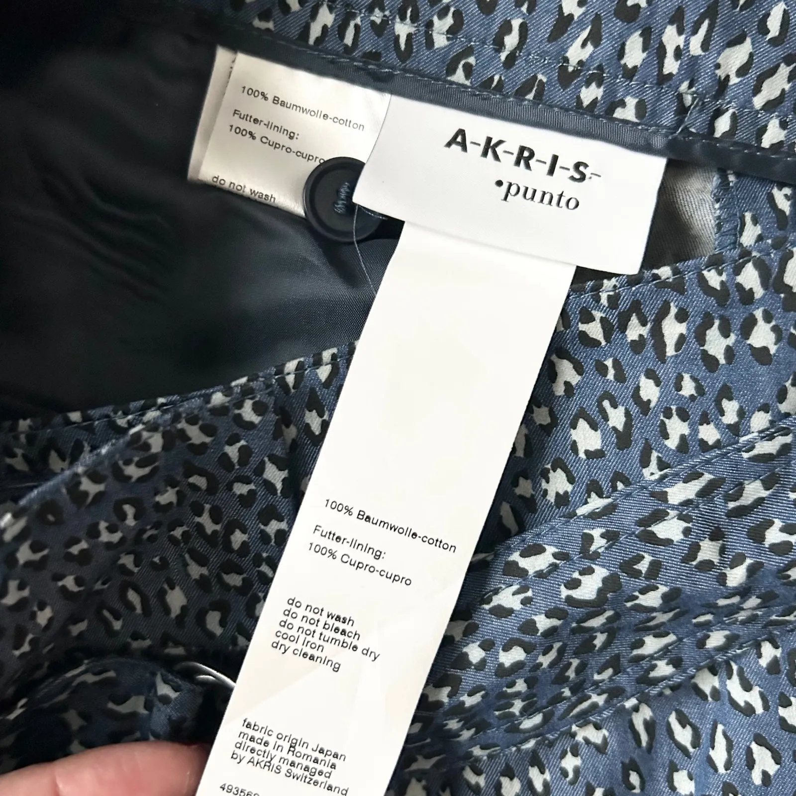 NEW Akris Punto Fred Trousers Blue White Animal Print Belted High Rise Size 8 US - Image 6