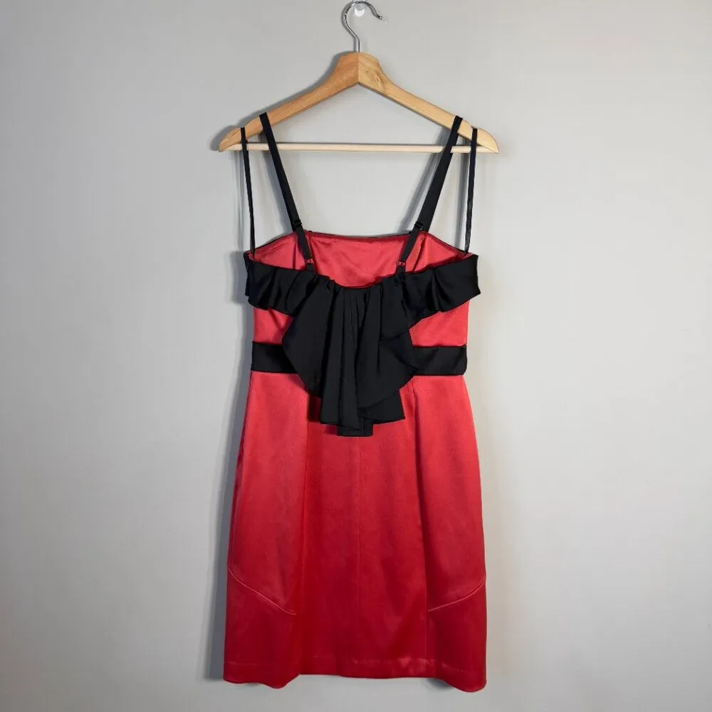 Vtg BCBG Paris Satin Ruffle Bodycon Mini Dress Women's 6 Red Black Cocktail Y2K - Image 4