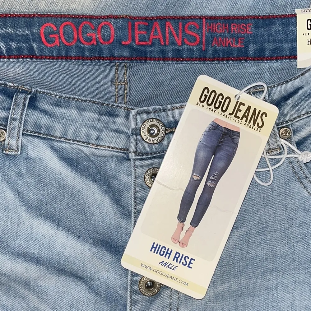 Gogo Jeans NWT Size 20 Light Blue Wash Distressed High Rise Ankle Denim Jeans - Image 5