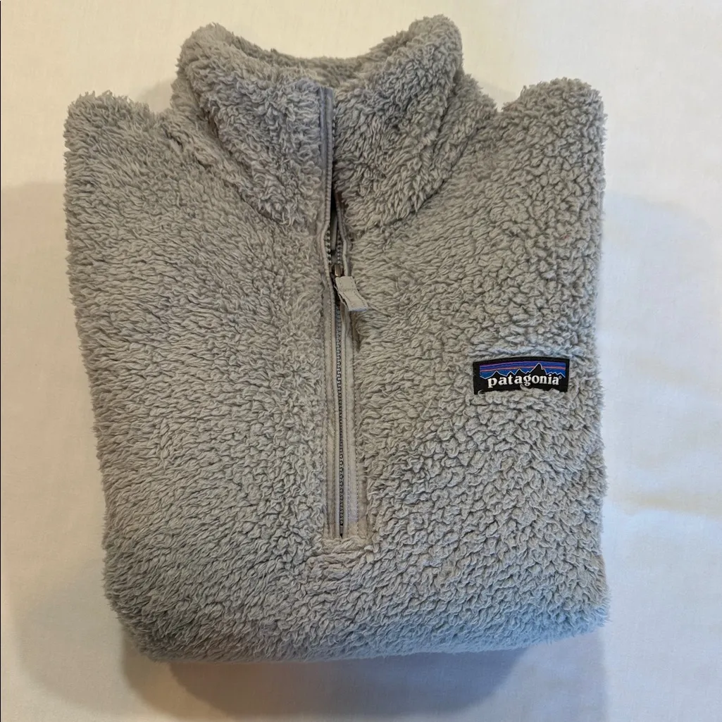 Patagonia Women's Cozy Gray Sherpa Pullover Size Medium - Image 8