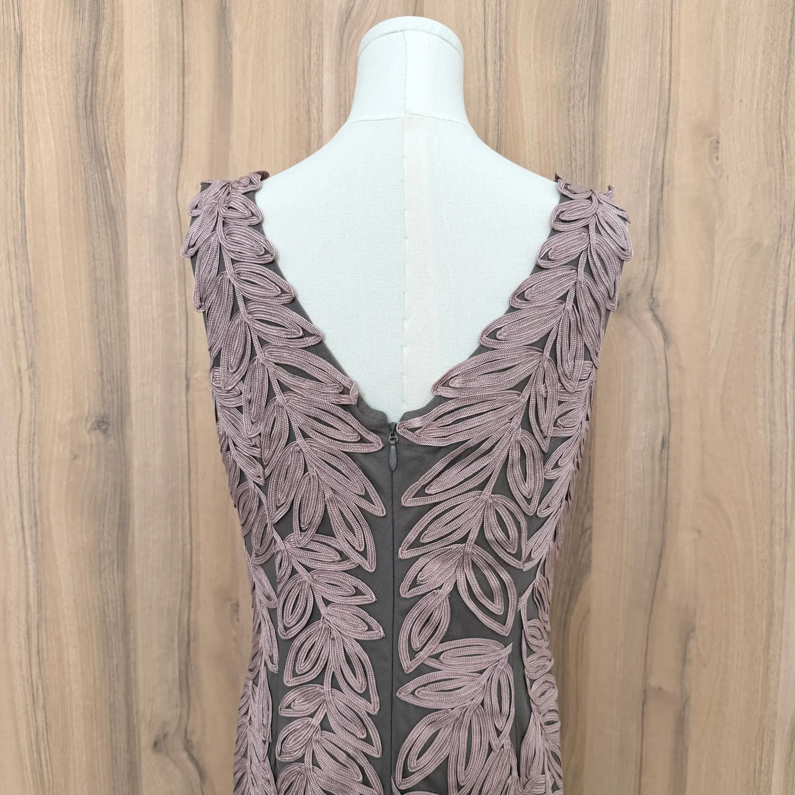 JS‎ Collections Soutache Embroidered Leaf Gown Size 12 Dusty Rose Formal Maxi - Image 10