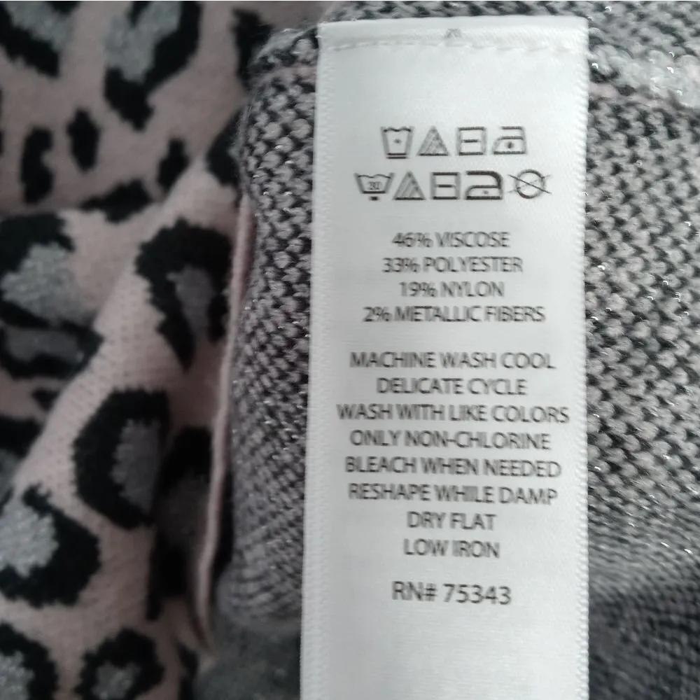 Cynthia Rowley  mock neck leopard sweater - Image 4