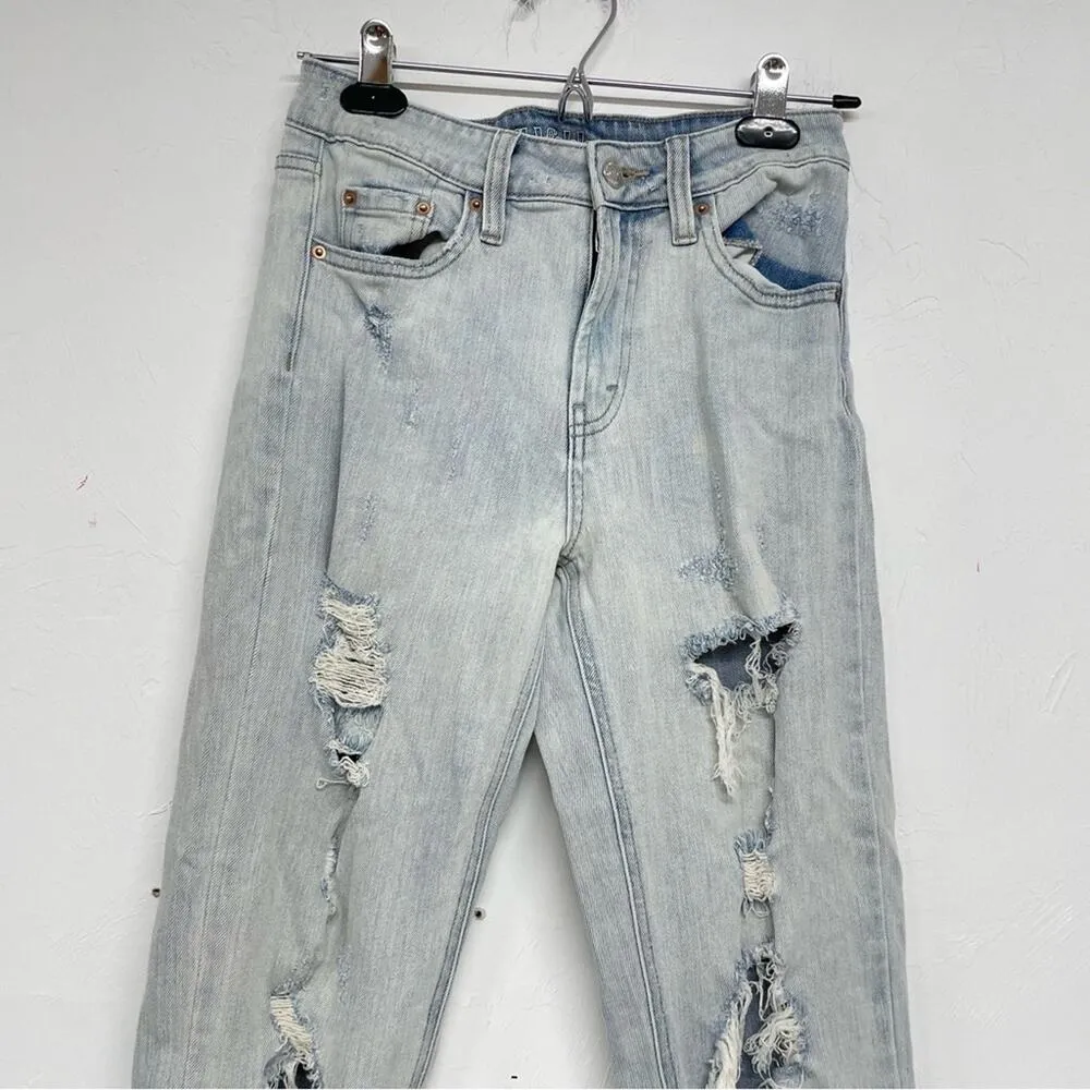 Wild Fable Light Wash Heavily Distressed Mom Jeans Womens 00 Blue Denim Zip - Image 2