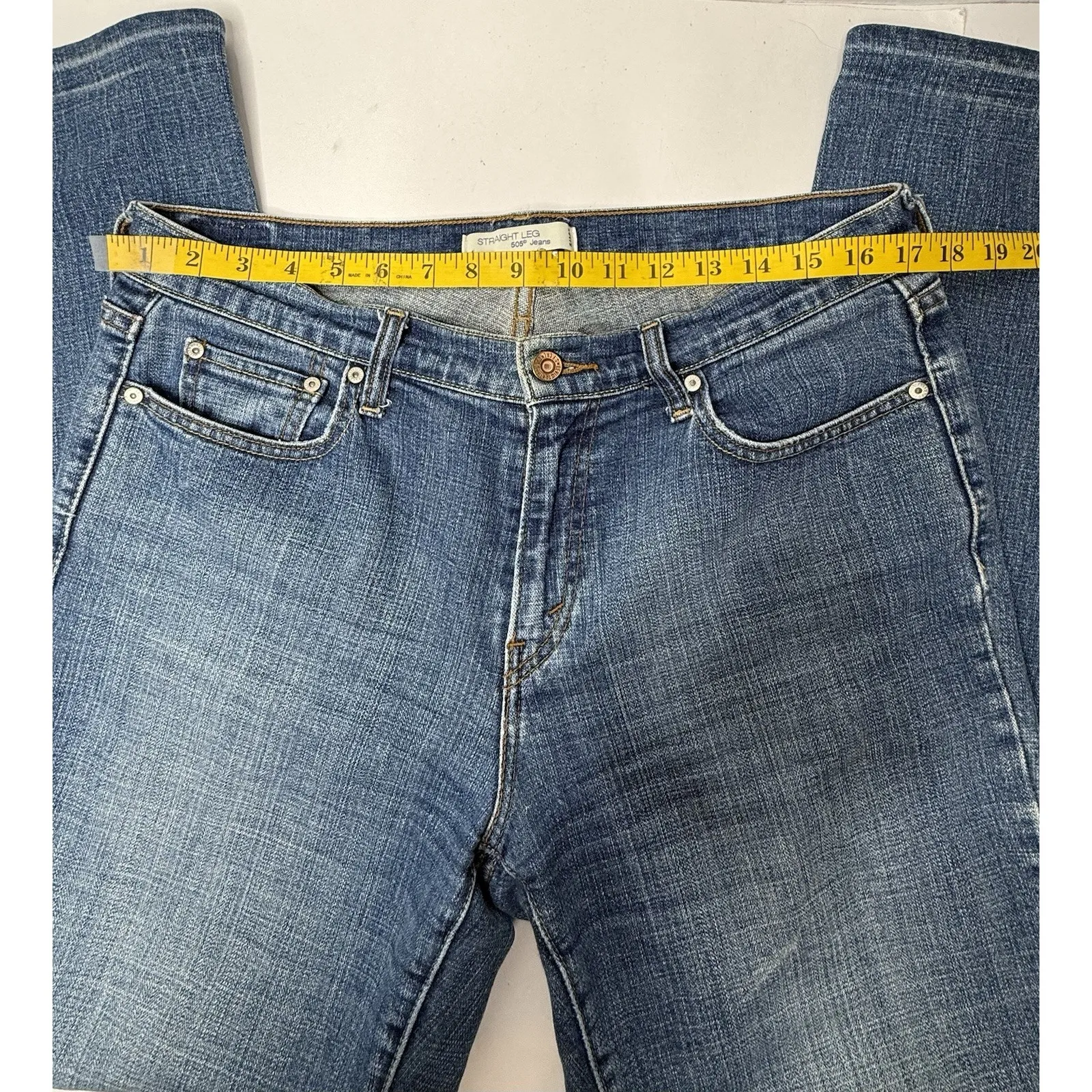 Levi's 505 Straight Leg Jeans Womens Sz 12M Light Wash Blue Denim Momcore Preppy - Image 3