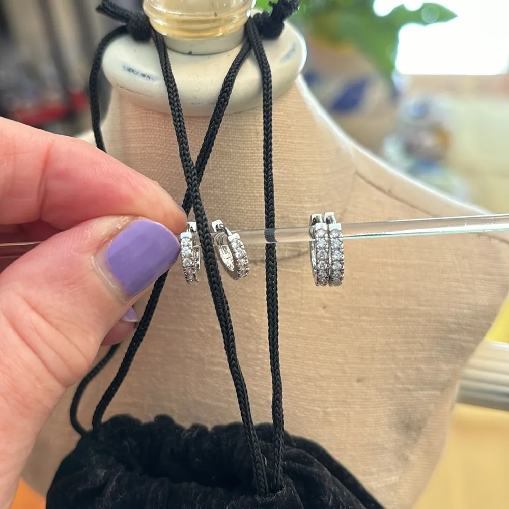 Silvertone and CZ 2pair bar snap closure snug small hoop earrings bundle Silver - Image 7