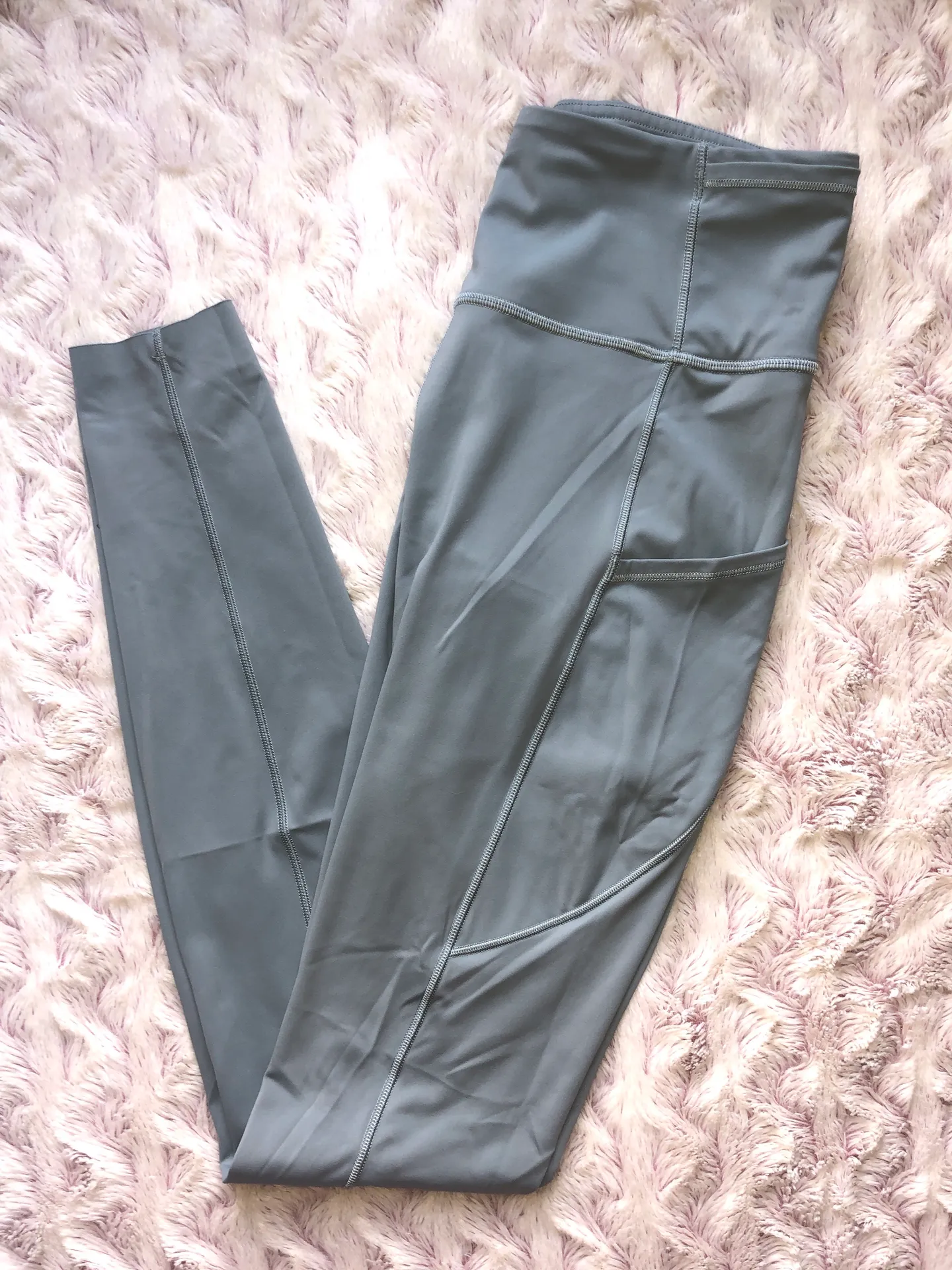 Lululemon High Rise Leggings 28” - Image 4