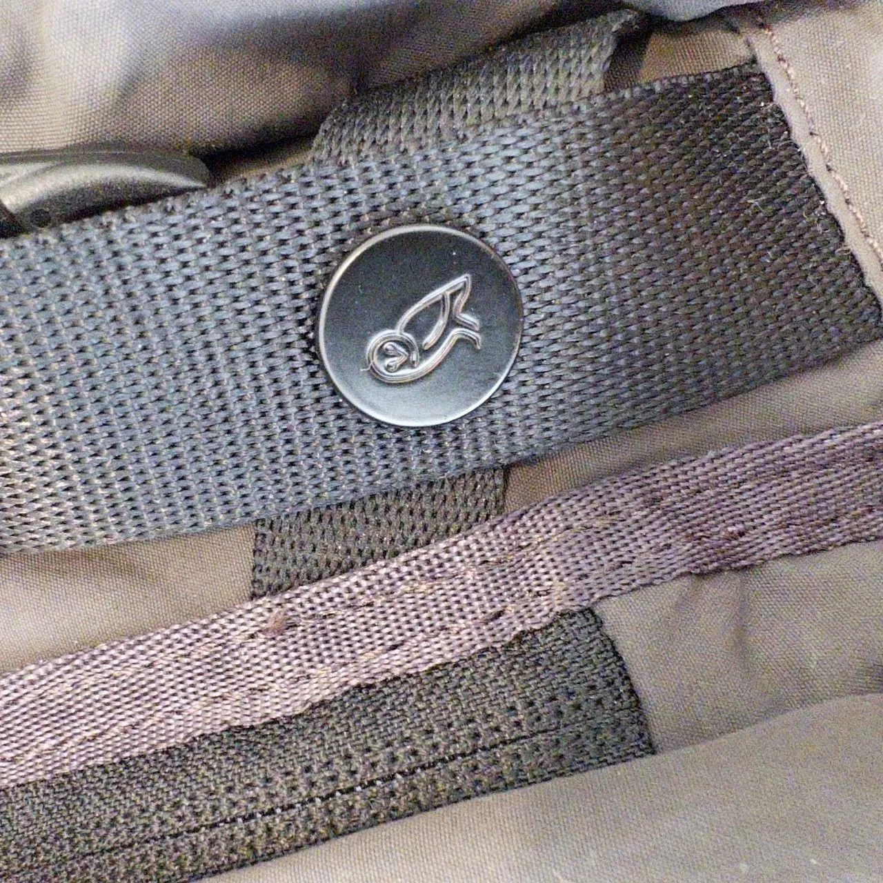 Bellroy Cinch 20L Lightweight Backpack in Charcoal Grey, EUC Gray - Image 8