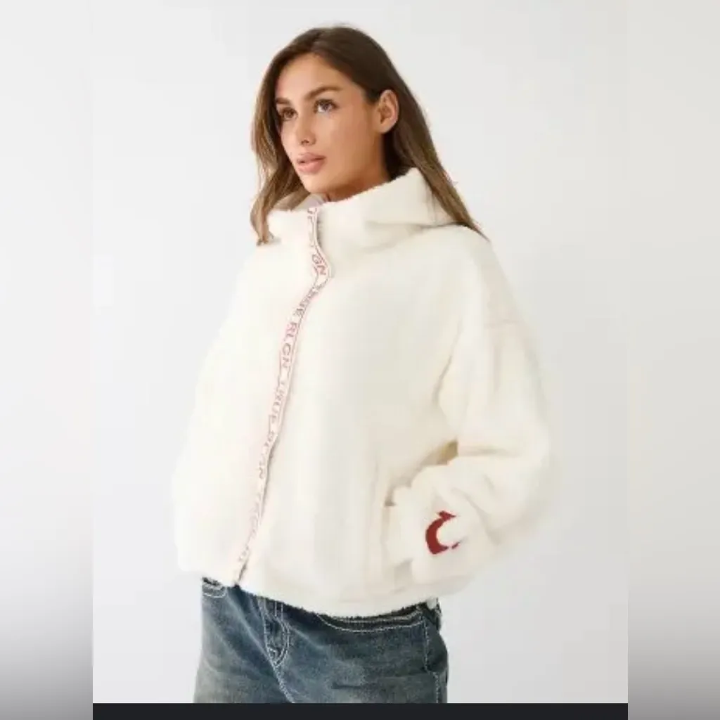 True Religion Women's Chenille Full Length Hoodie in white. Size Large #207011 - Image 5