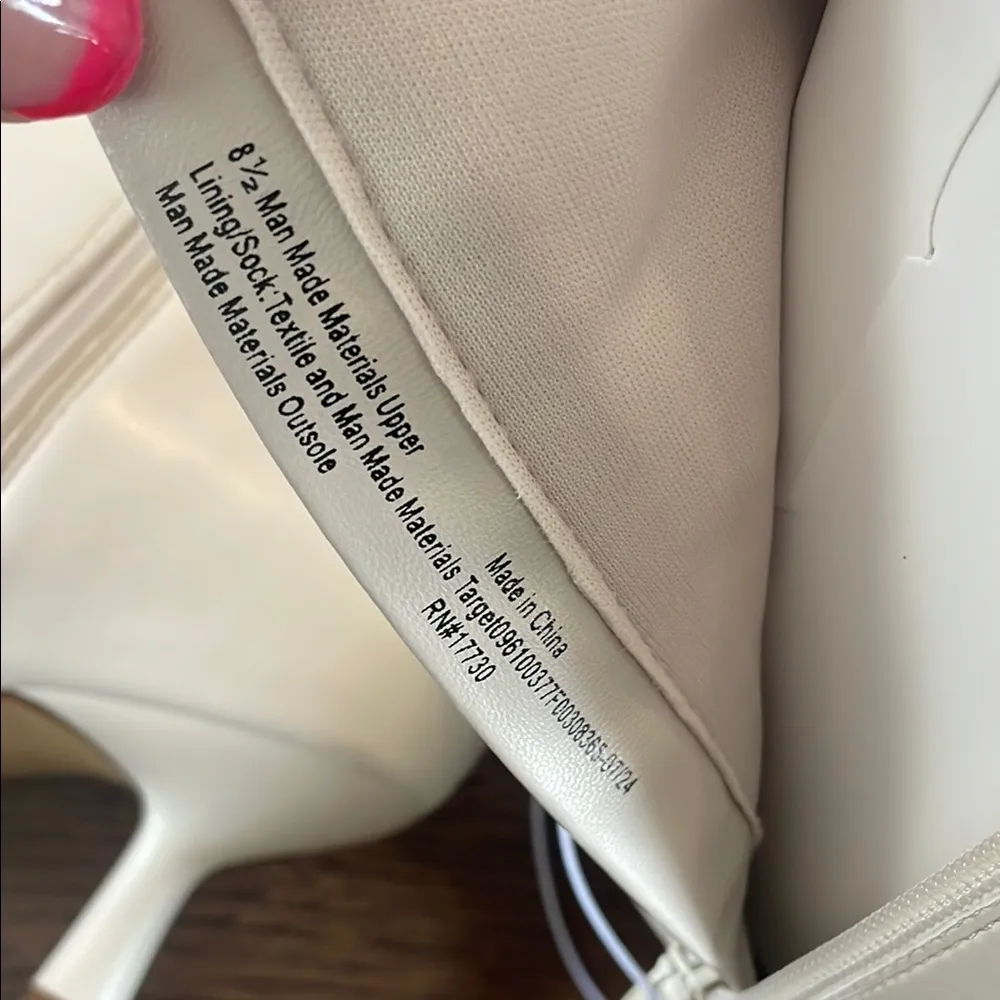 A new day boot Lonnie White Ankle Women's shoe Ae829 New size 8.5 - Image 5