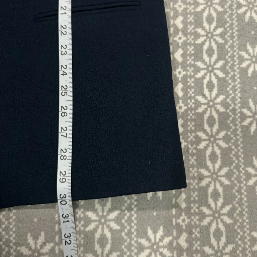 NEW Sag‎ Harbor Woman's Navy Wool Blazer One Button With Pockets Size 12 - Image 6