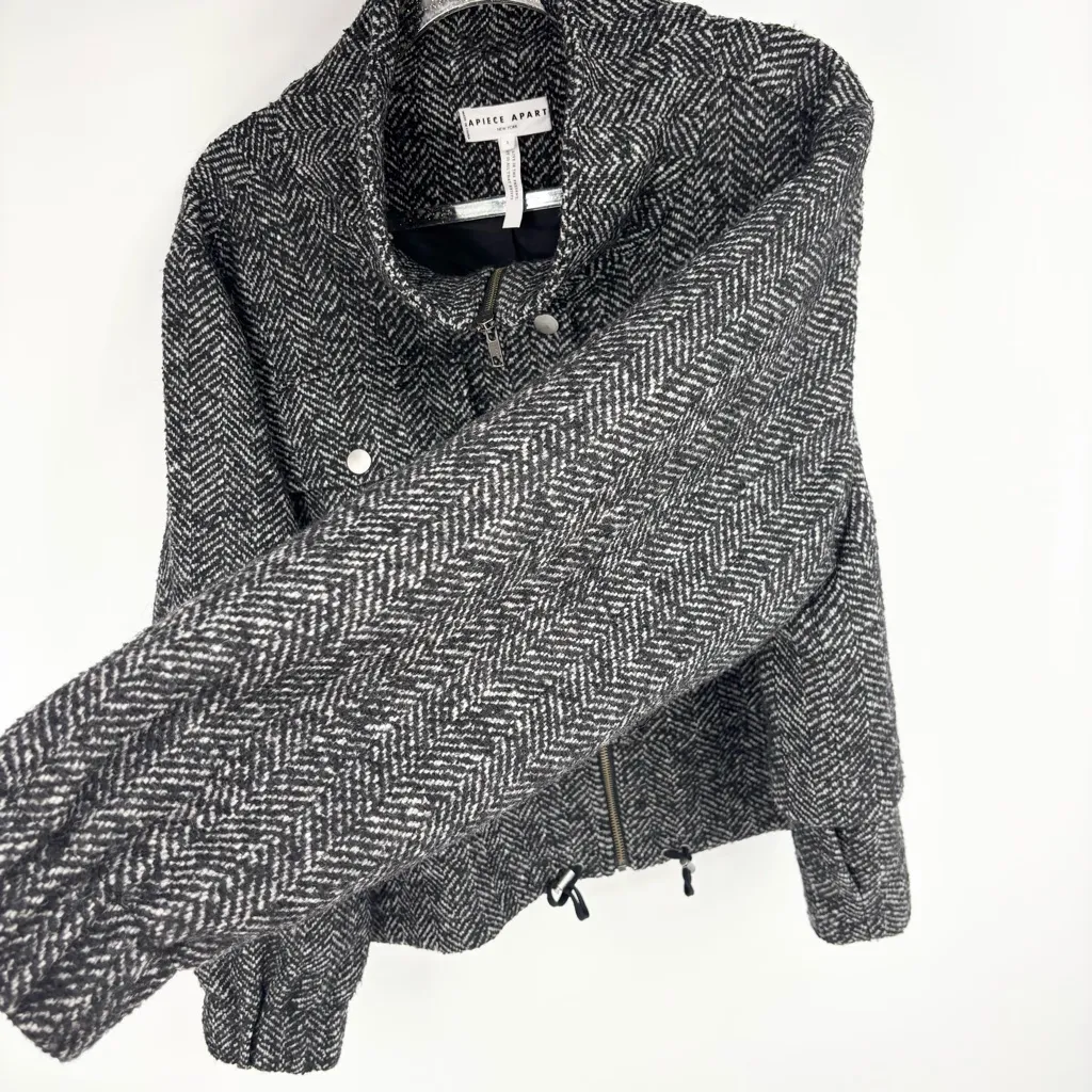 Apiece Apart  Selva Herringbone Crop Bomber Jacket
Size Large Black White Wool - Image 9