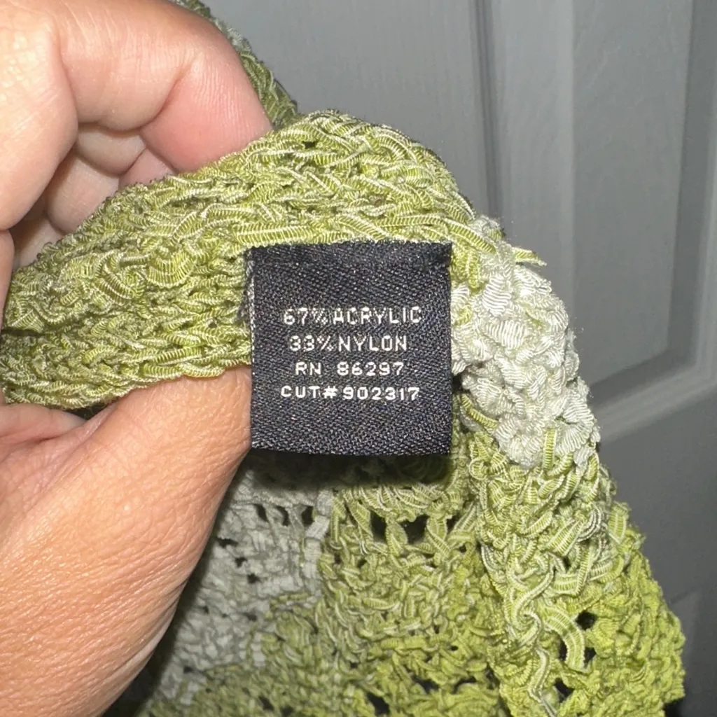 Elegant Green Knit Sweater Shaw Size undefined - Image 4