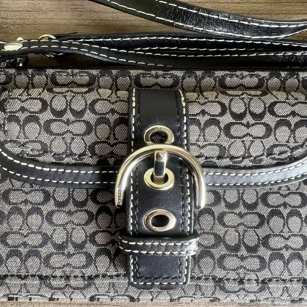 Coach Buckle Front Fashion Wristlet with Shoulder Strap SKU#24805 - Image 2