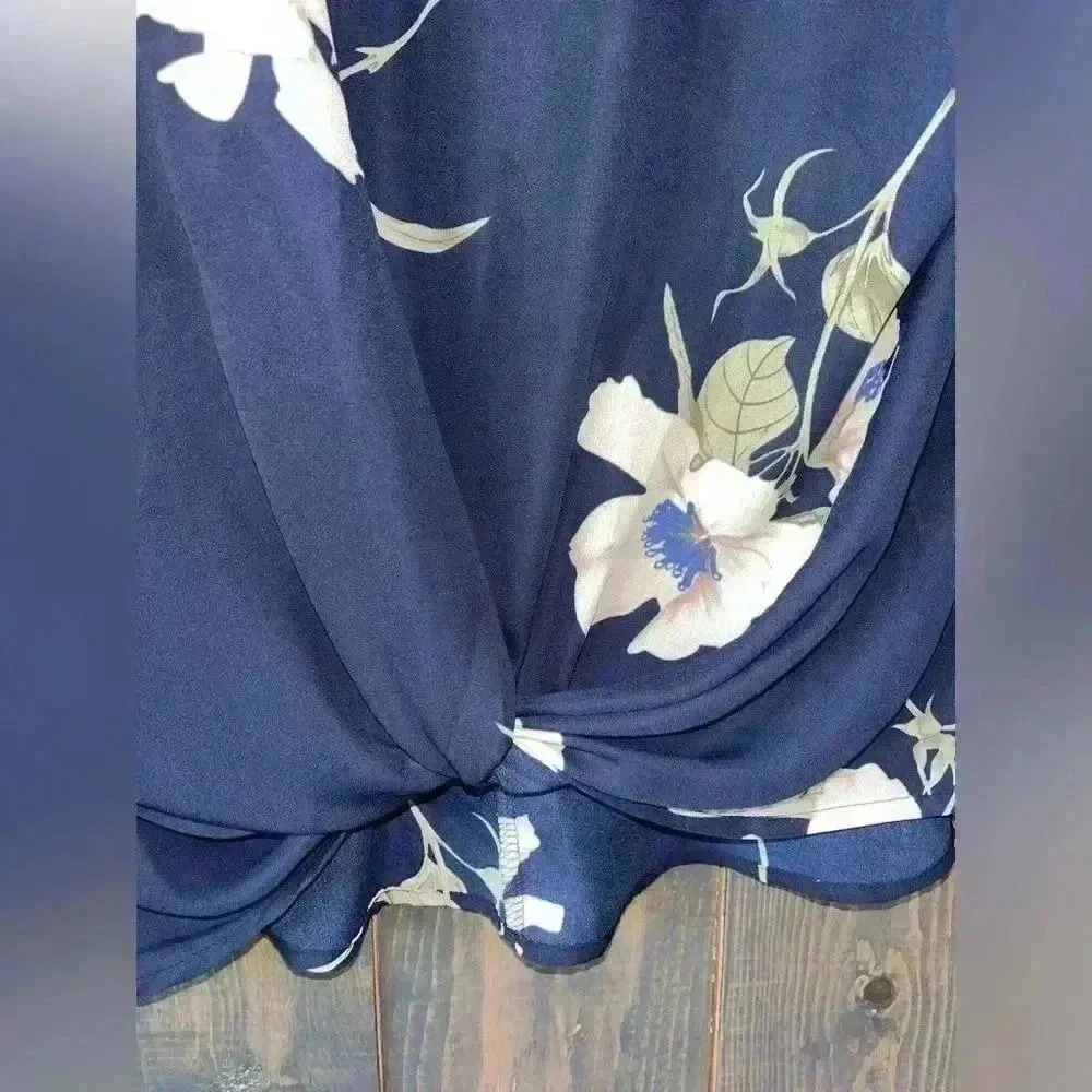 West Kei Floral Print Twist‎ Front Top Navy Blue White Flowers Blouse - Image 5