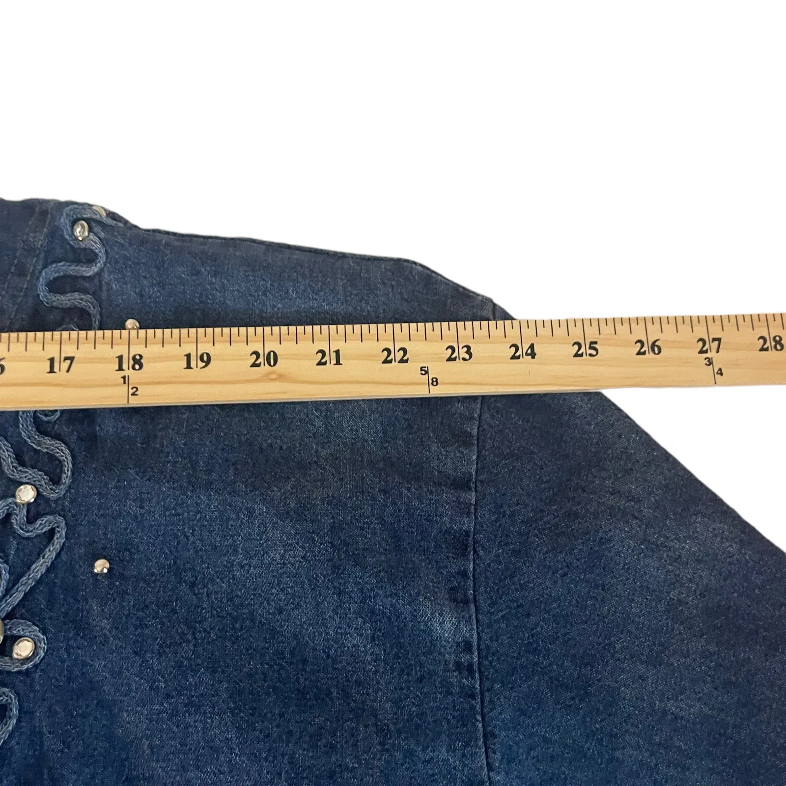 Miss & Mrs One Size Vintage 90s Denim Floral Western Button Up Denim Shirt‎ Blue - Image 6