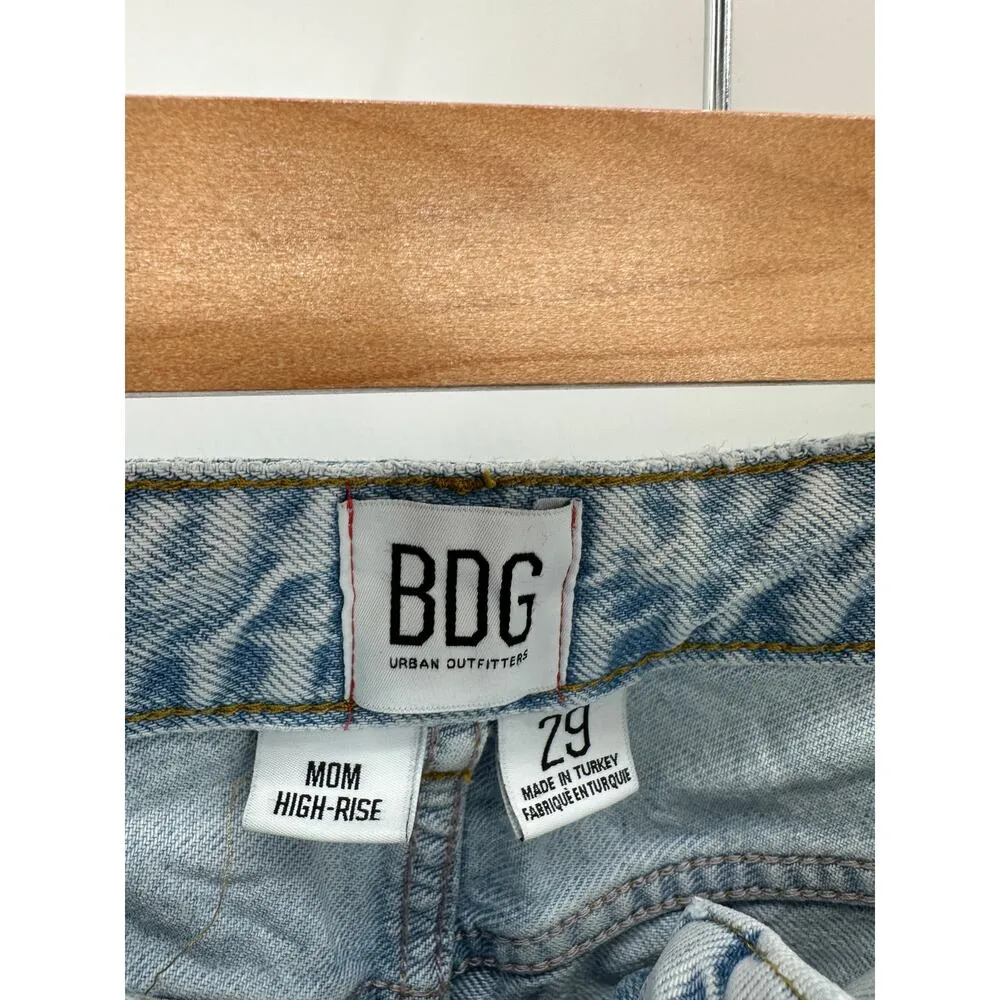 Urban Outfitters BDG Jeans Women 29 Blue Mom High-Rise Light Wash Denim - Image 6
