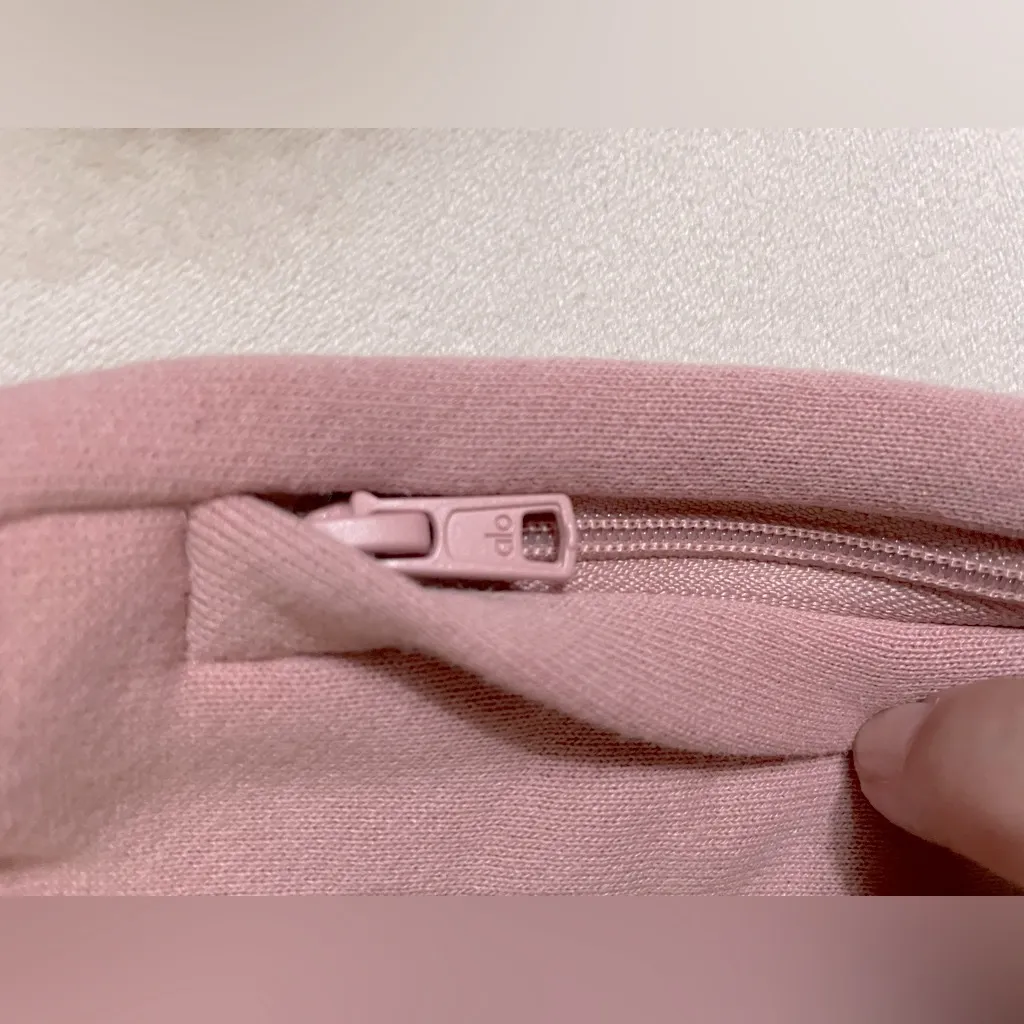 ALO Yoga NWOT Make Waves Sweatpants Sunset Pink Tonal Special Edition color S - Image 9