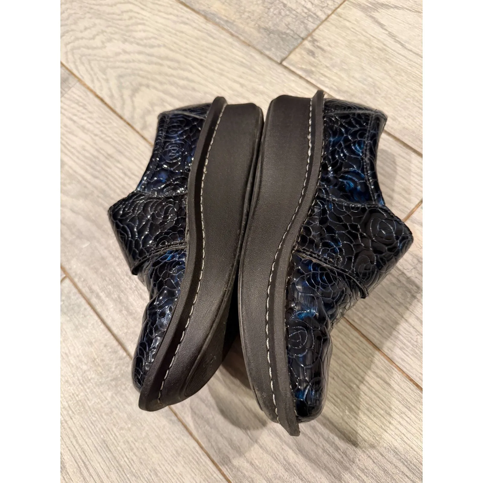 Alegria Deliah Moody Blues Shoes 37 clogs 7‎ 7.5 Patent Slip On Mules DEL-7506 - Image 5