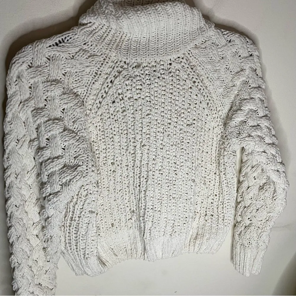 Kendall and Kylie Crowl Neck Chenille Sweater- Size Small - Image 3