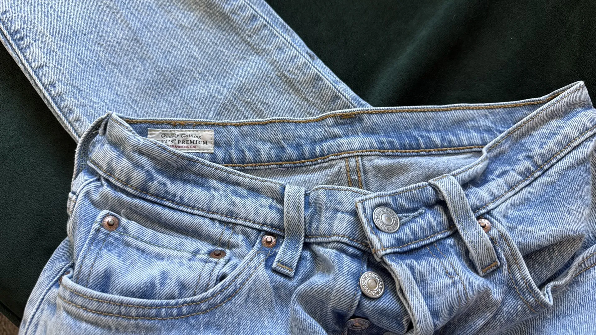 Levi’s 501 Skinny Jeans - Image 2