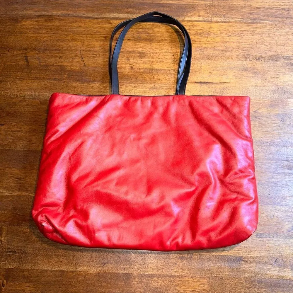 Mansur Gavriel Reversible Pillow Leather Tote Bag Black - Image 10