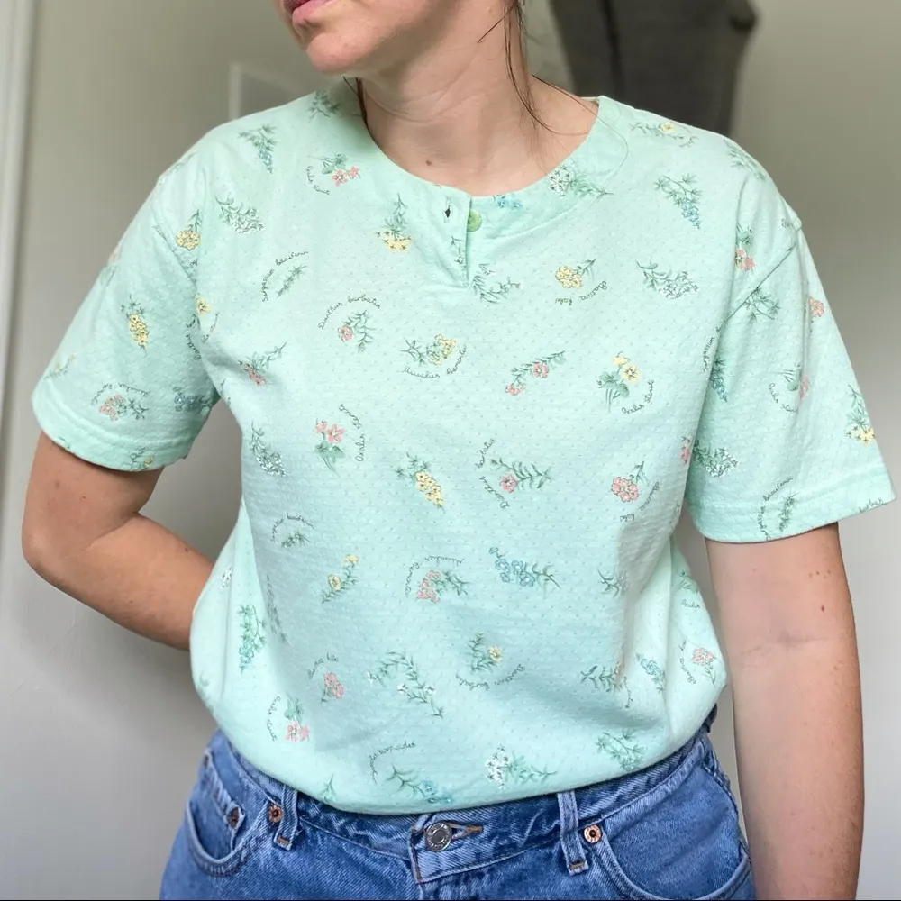Vintage Minty Green Botanical Floral Top Garden Flowers - Image 3
