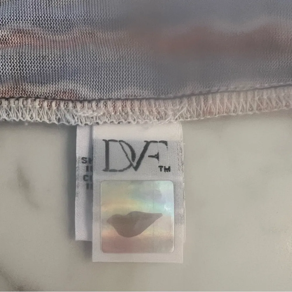 Diane Von Furstenburg 2 Silk jersey dress retro navy, orange, brown print EUC - Image 7