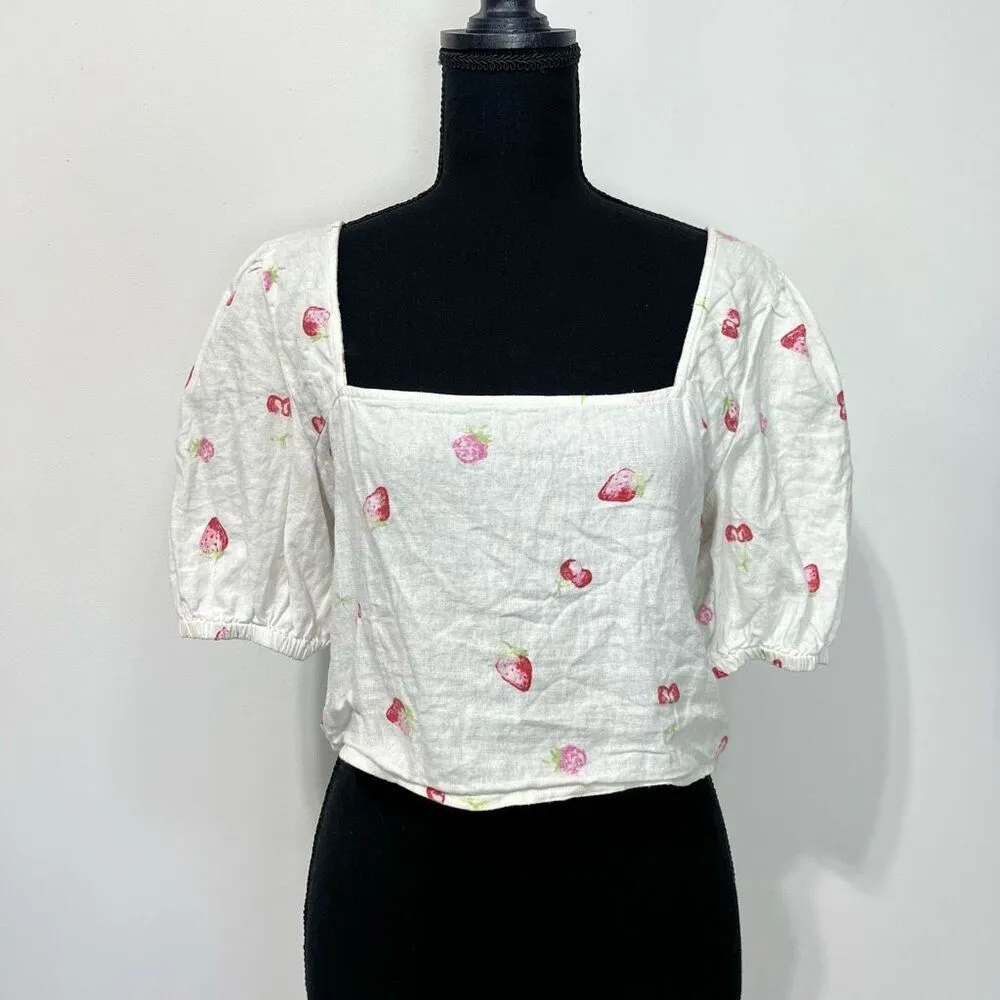 BP Puff Sleeve Crop Top in Tossed Berrries Medium - Image 2