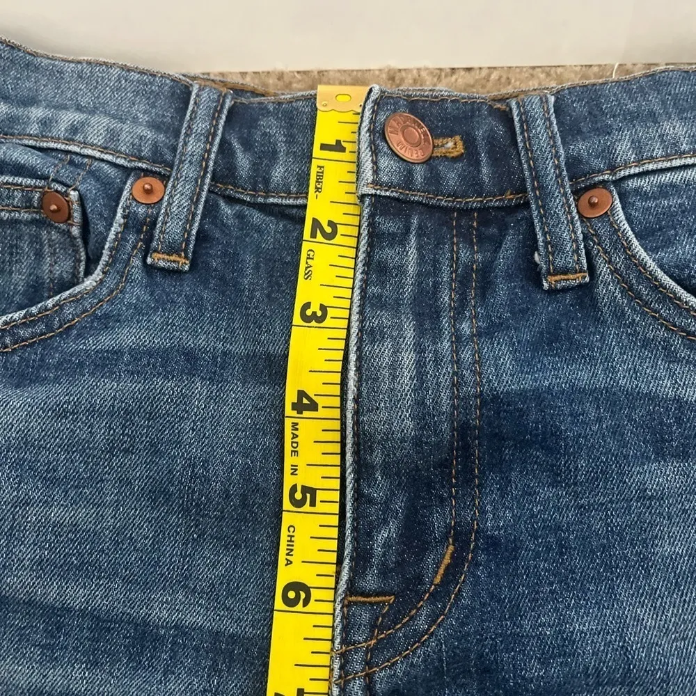 Madewell blue whiskered high rise denim distressed stretch cut off shorts 24 - Image 9