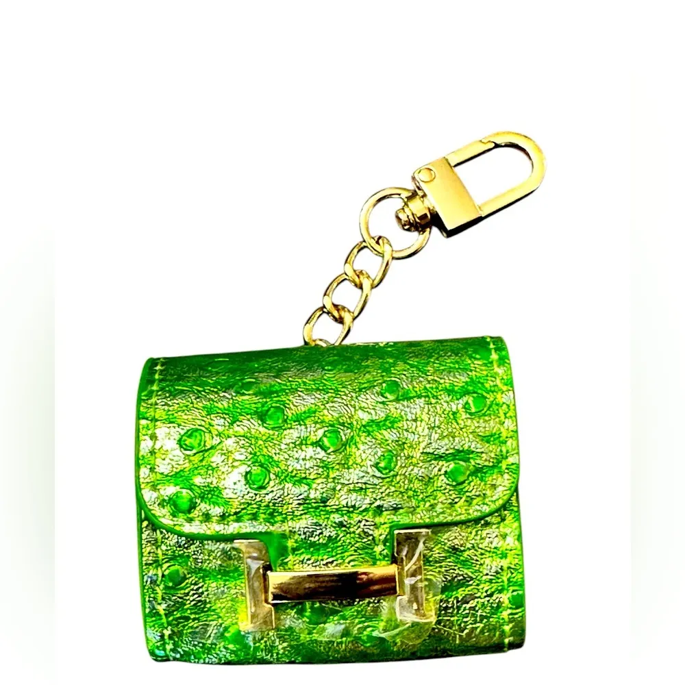 Green Leather Keychain AirPod Case with Magnetic closure - Image 2