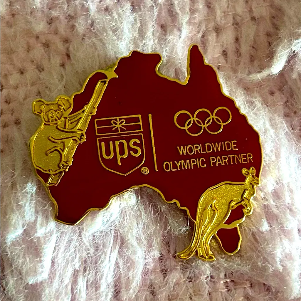UPS Olympic Partner Australia Pin 2000 vintage rare Gold - Image 5