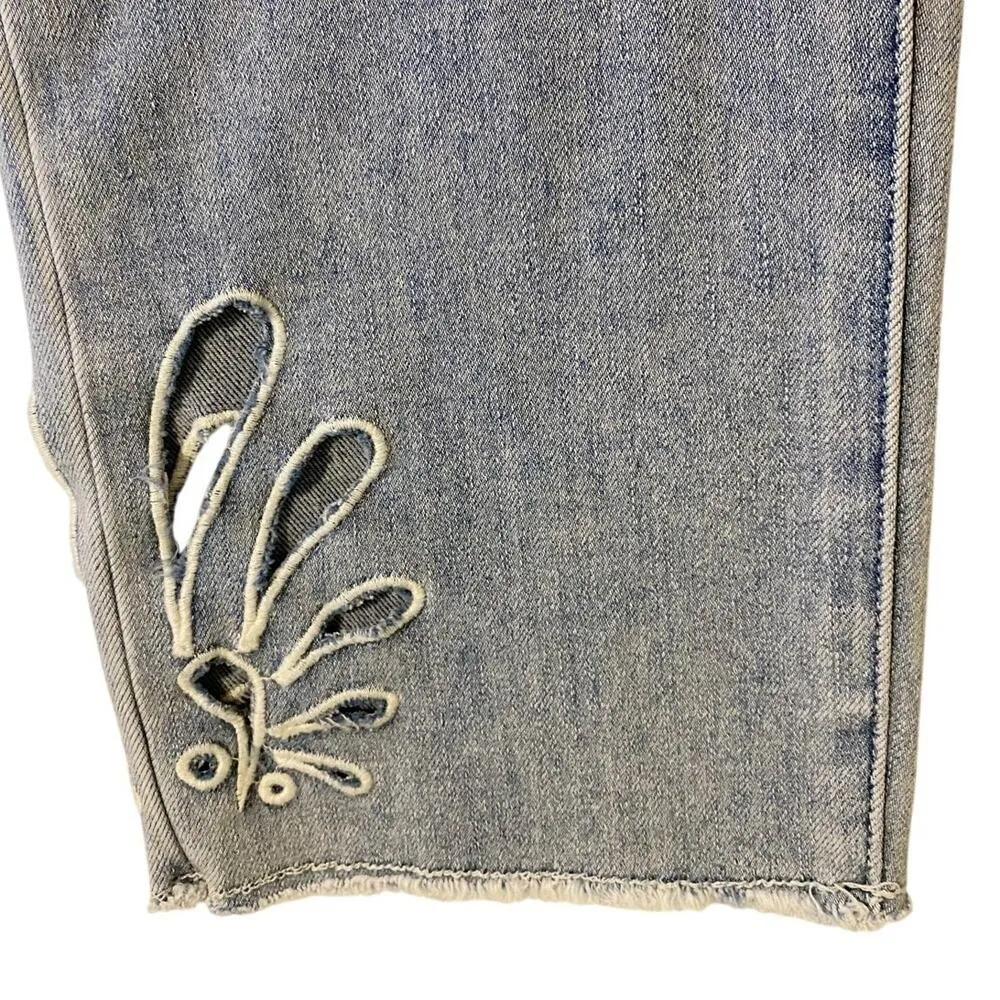 Soft Surroundings Catalina Jeans Crop Laser Cut Out Light Wash Raw Hem 2 - Image 5