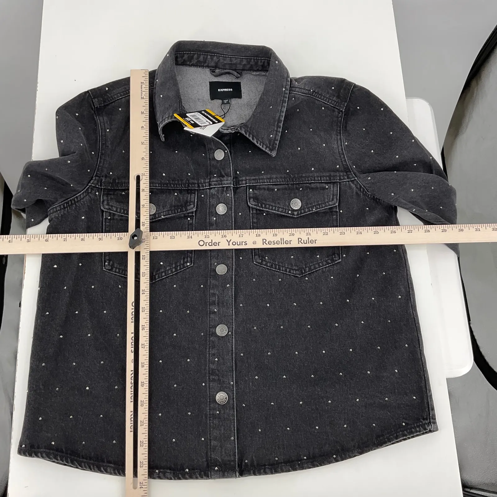 EXPRESS‎ Black Studded Denim Trucker Jacket Women's Size Medium Rhinestones - Image 4