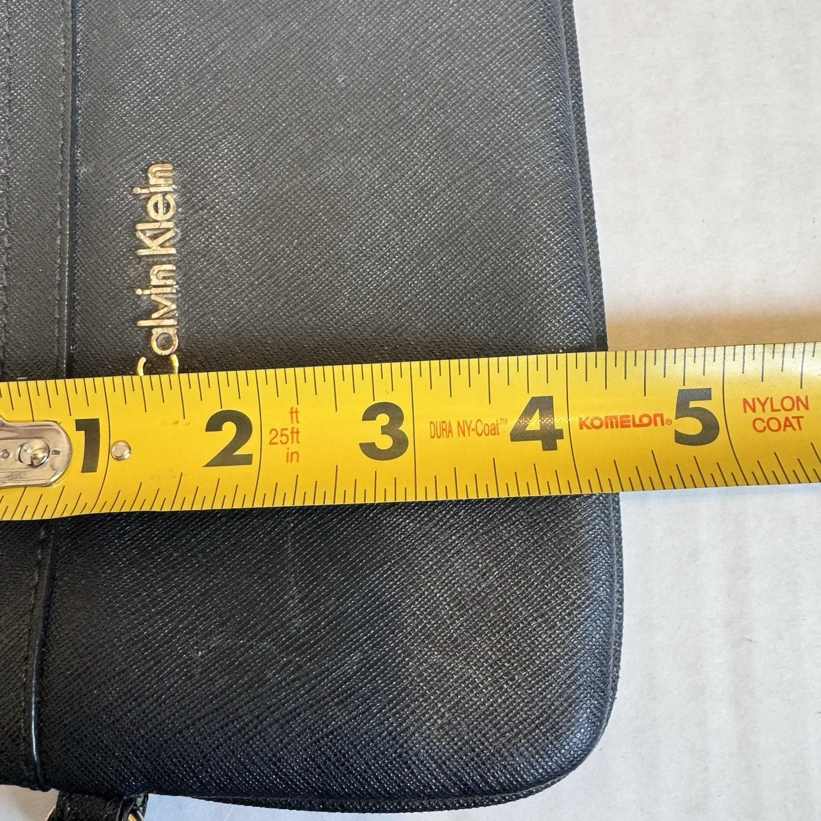 Calvin Klein Black Leather Saffiano Wristlet Full Zip Classic - Image 2