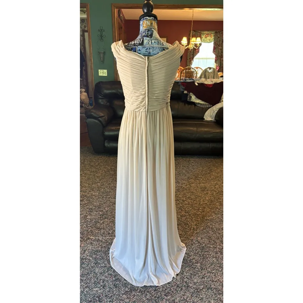 David's Bridal Celebrate Bridesmaid/Party Dress Champagne Long Mesh Size 6 NWT - Image 2
