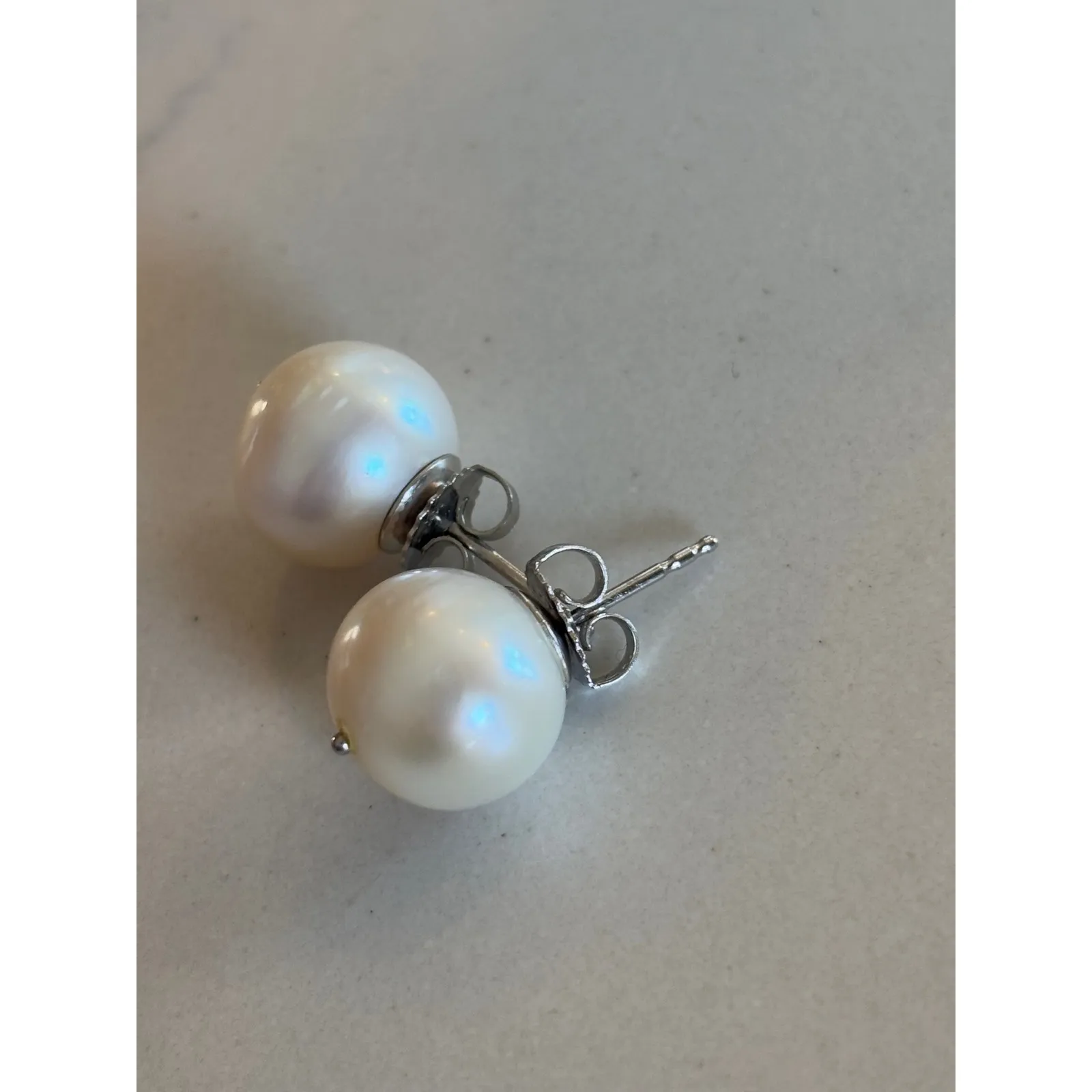 Elegant Baroque Pearl Stud Earrings White‎ Gemstone Classic Jewelry for Women White - Image 2