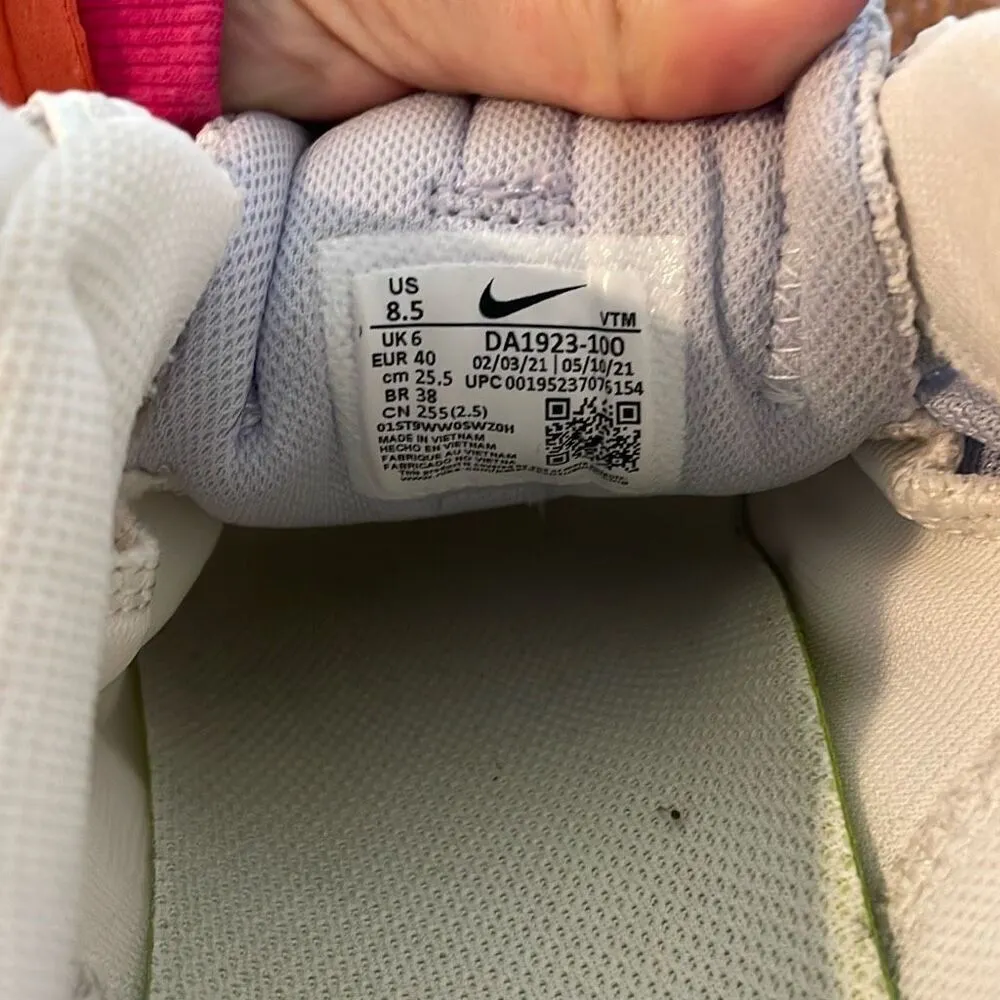 Nike Air Max 2021 white barely green sneaker 8.5 - Image 8