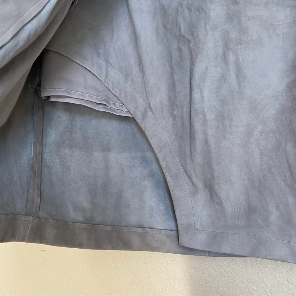 Genuine Lamb Suede Wrap Skirt

HALSTON HERITAGE‎ - Image 4