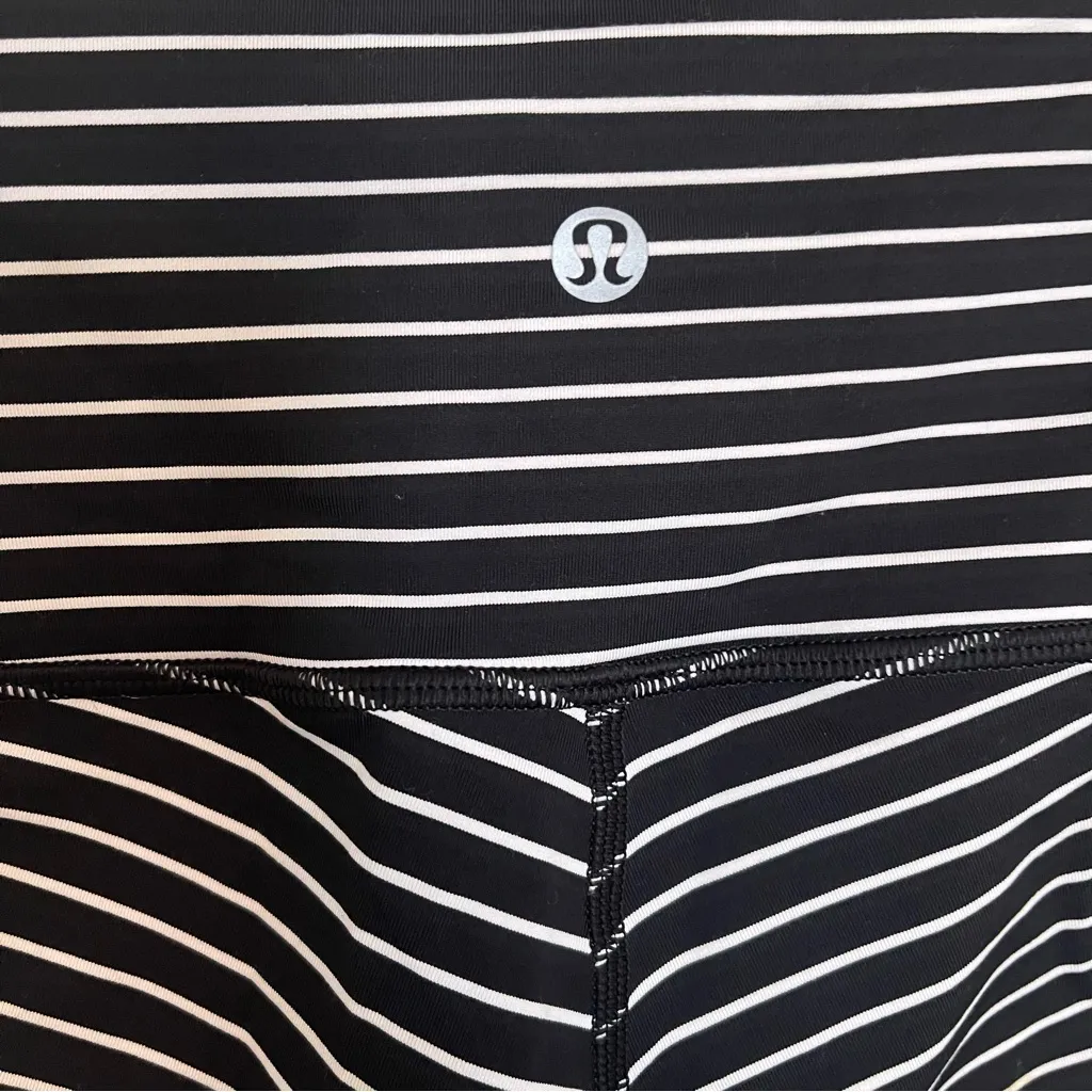 Lululemon Wunder Under High-Rise‎ Crop 21" Luxtreme - Image 5