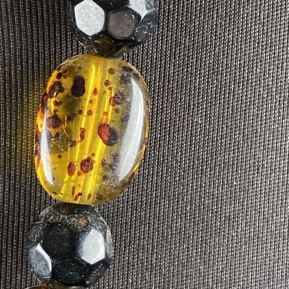 Vintage MCM Women Oval Amber Tortoise Shell Lucite & Black Beaded 24 in Necklace - Image 2