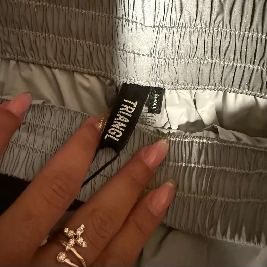 NWT Triangl Moonee Reflective Silver Fox Pant - Image 8