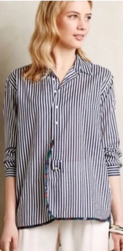 Holding Horses Striped Floral Button Down Shirt Women's Size M Navy Blue - Image 1