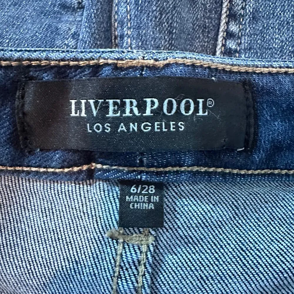 Liverpool Los Angeles Kristy High Rise Short Size US 6 Waist 28 Inseam 7” - Image 3