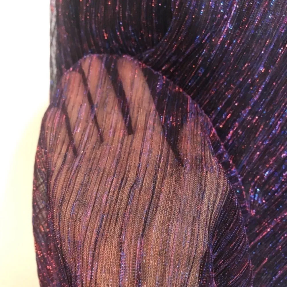 NWOT  It's the Glitz Metallic A-Line Skirt - Image 10