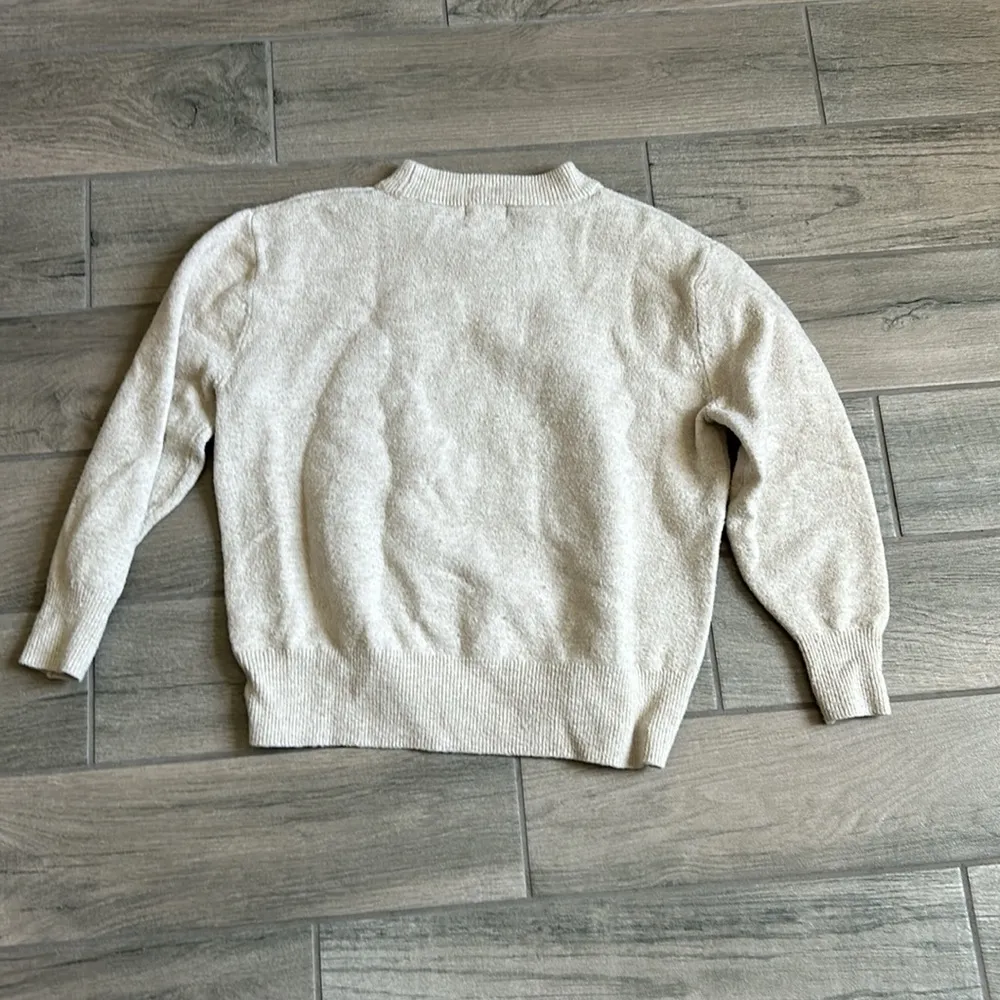 H&M sweater - Image 3