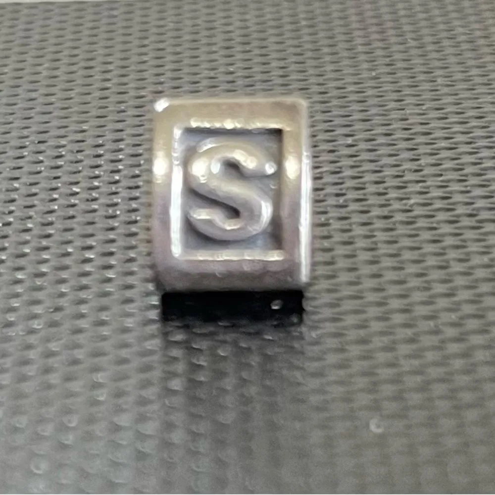 Pandora Authentic 925 Ale Sterling Silver Triangle with “S” Charm. - Image 4